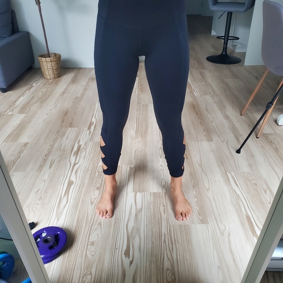 Athleta black leggings small - Picture 6 of 7